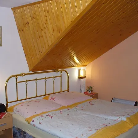 Privat Marika