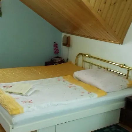 Privat Marika * Pavlova Ves